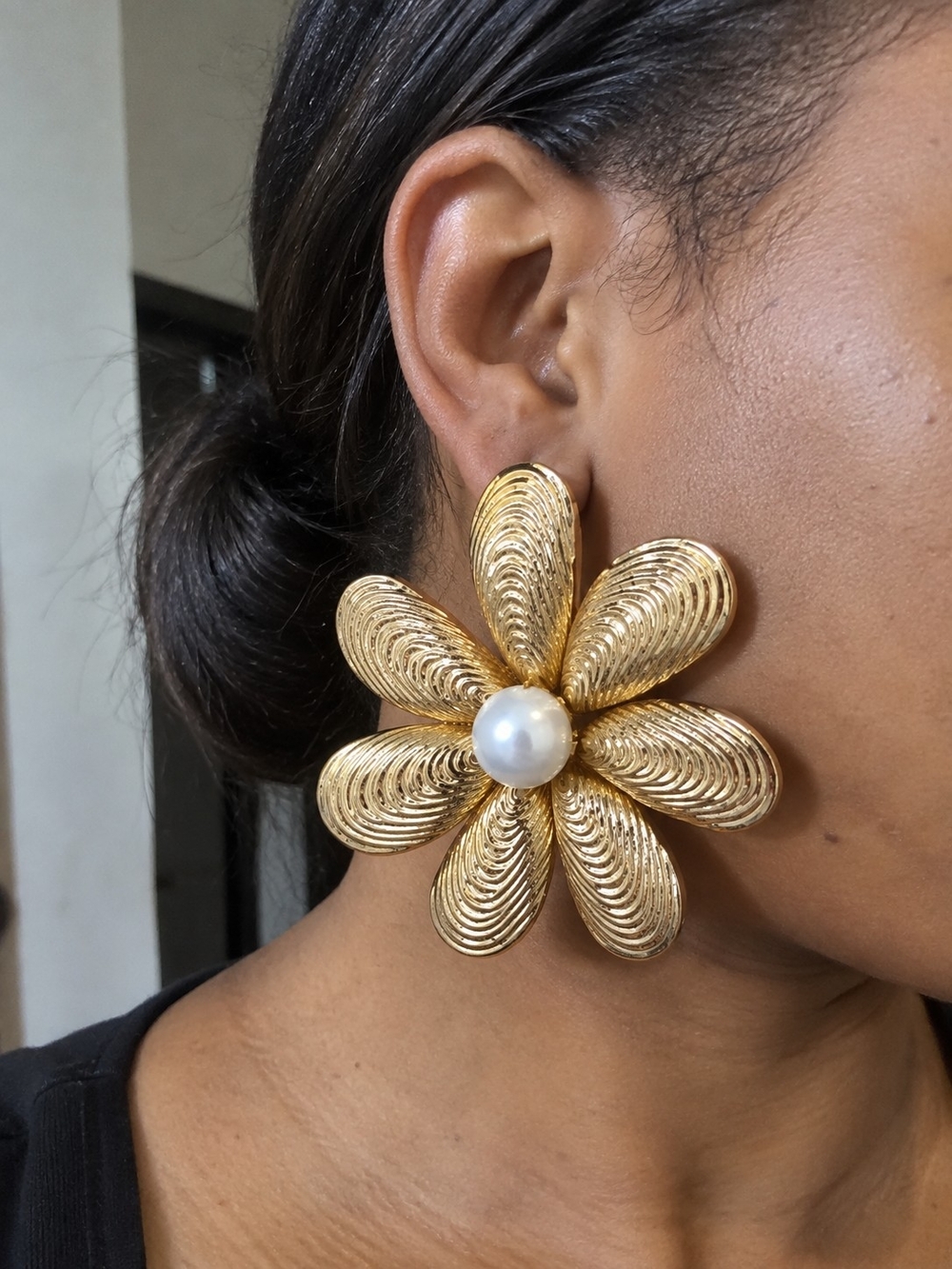 Gold Flower Pearl Center Statement Earrings - Women Jewelry
